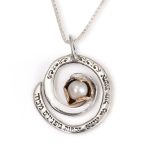 Silver and Gold Eshet Chayil (Woman of Valor) Hebrew Pearl Necklace